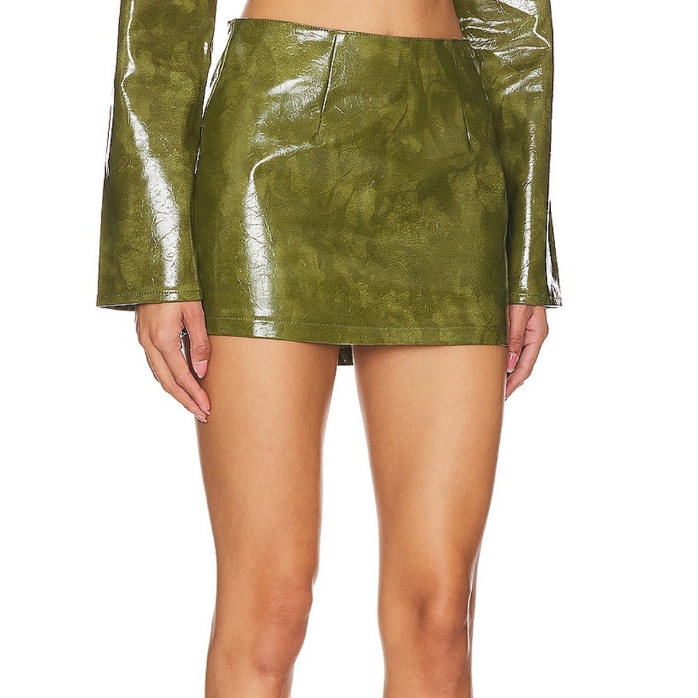 Superdown green set!! 💚💚 - Picture 4 of 5